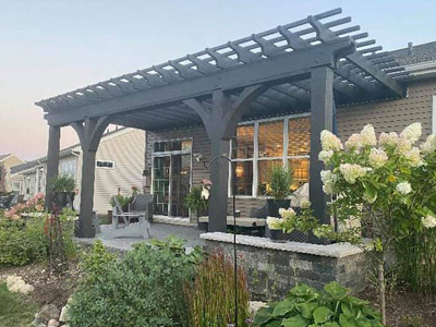 Patio-Canopy-vs-Pergolas